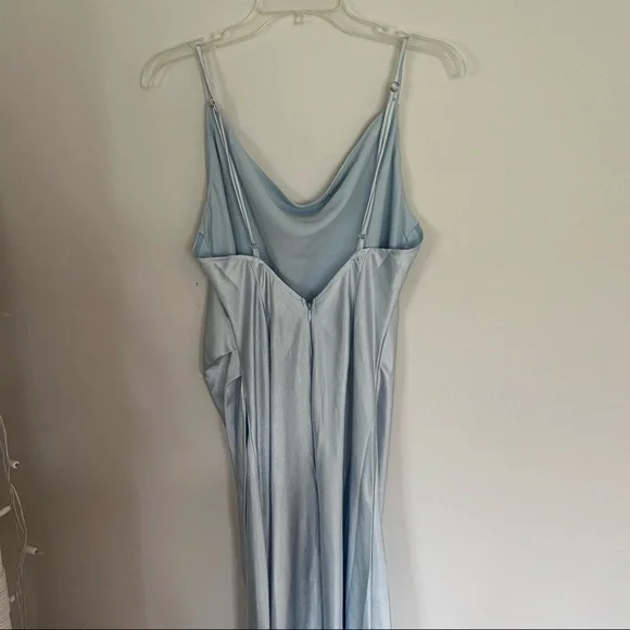 🌸Hey Girl Long Satin Cowl Neck Dress - Picture 6 of 15